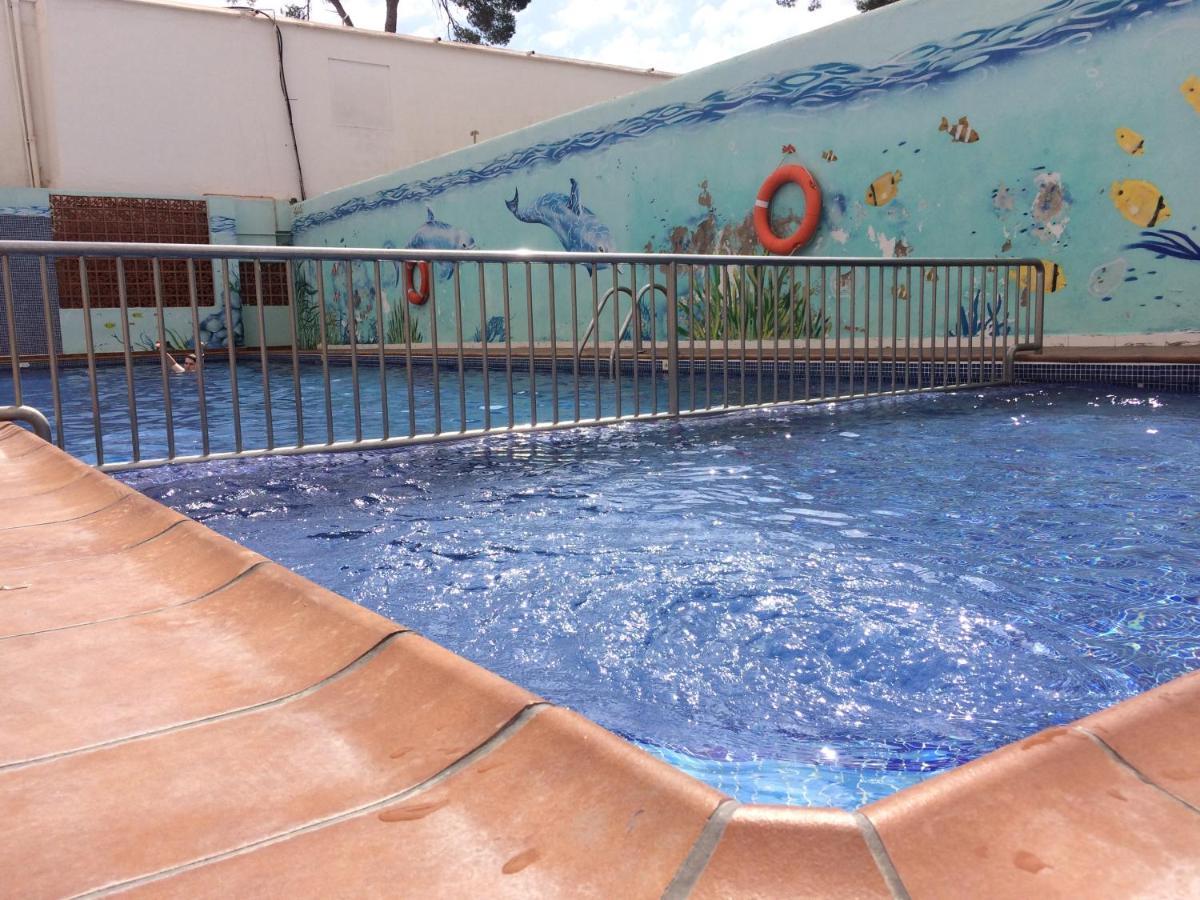 Sant Antoni de Portmany Apartamentos Ses Savines מראה חיצוני תמונה