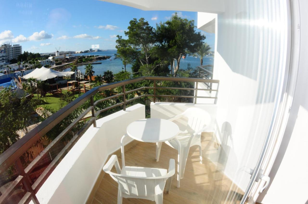 Sant Antoni de Portmany Apartamentos Ses Savines מראה חיצוני תמונה